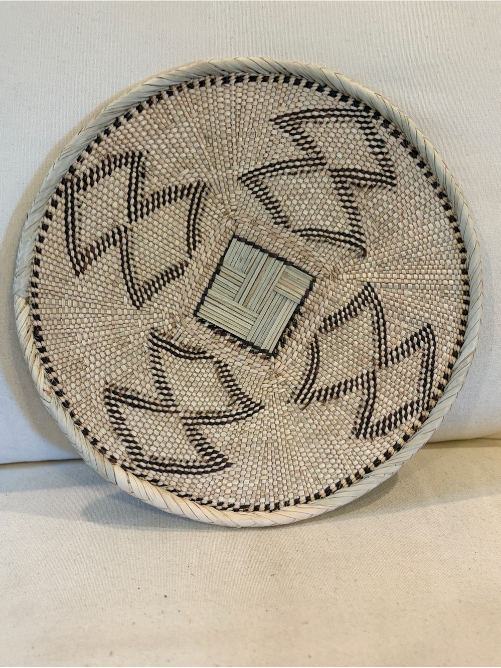 NEW African Woven Basket. Tonga people of Zambia 12” Across